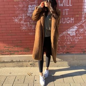 Love this coat so much! Comfy oversized teddy coat. Good condition still